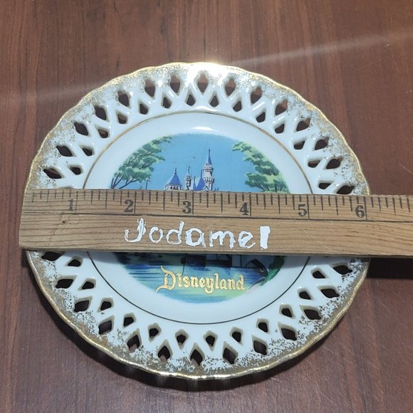 VTG Disneyland Sleeping Beauty Castle Wall Hanging Decorative Plate Disneyland S - Picture 10 of 11